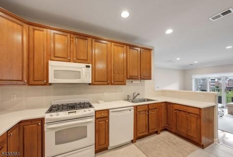 6318 Warrens Way Wanaque NJ 07465
