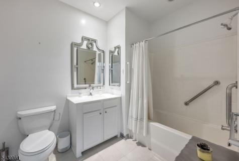 6318 Warrens Way Wanaque NJ 07465