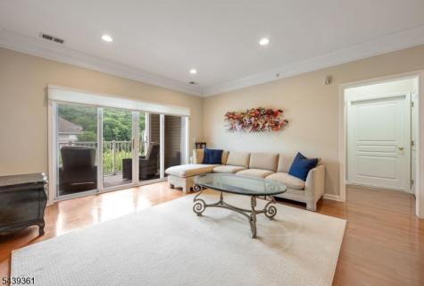 6318 Warrens Way Wanaque NJ 07465