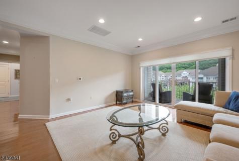 6318 Warrens Way Wanaque NJ 07465