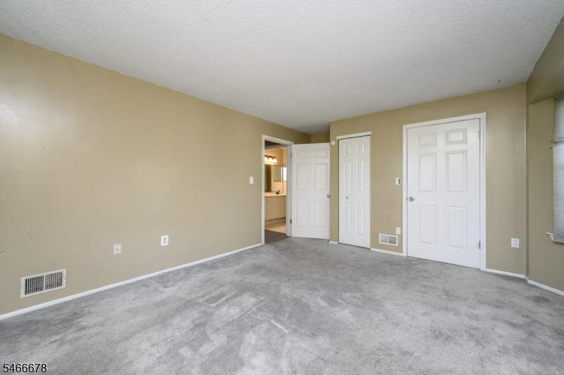 56 Amethyst Way Franklin NJ 08823