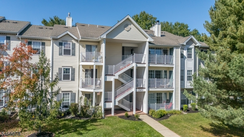56 Amethyst Way Franklin NJ 08823