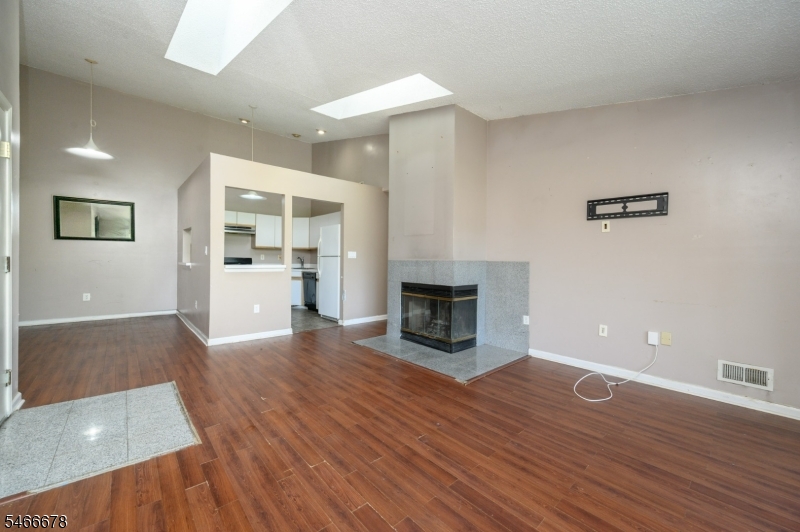 56 Amethyst Way Franklin NJ 08823