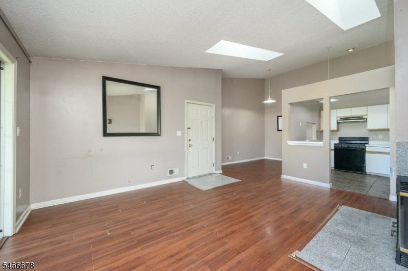 56 Amethyst Way Franklin NJ 08823