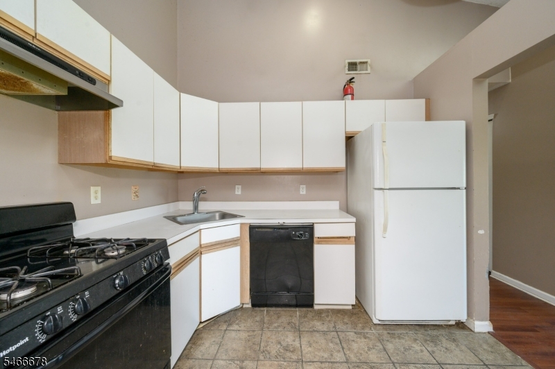 56 Amethyst Way Franklin NJ 08823