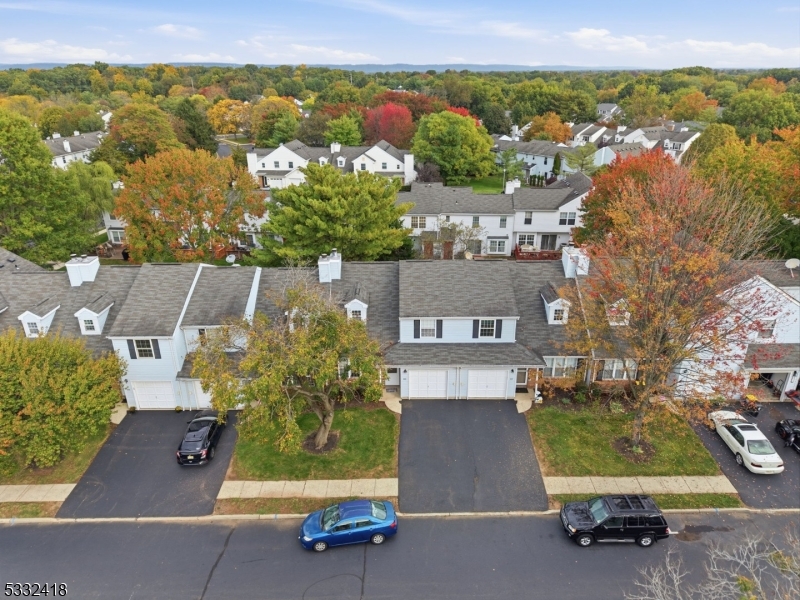 268 Edgeware Court Franklin NJ 08873