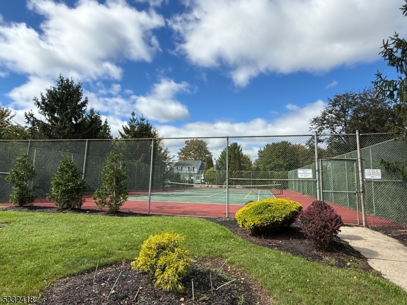 268 Edgeware Court Franklin NJ 08873