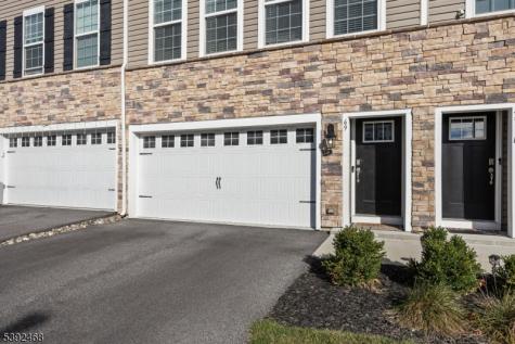 69 Sister's Farmstead Road Mount Laurel NJ 08054