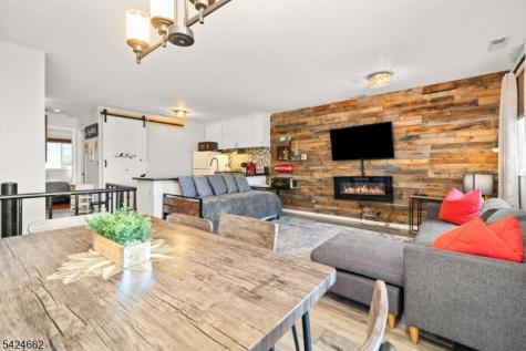 4 Red Lodge Drive Vernon NJ 07462