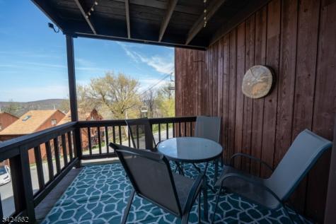4 Red Lodge Drive Vernon NJ 07462