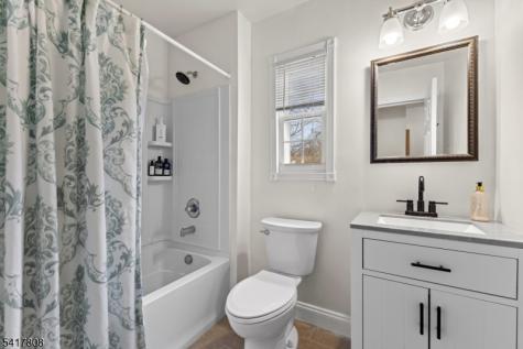 9 Wedgewood Drive Verona NJ 07044