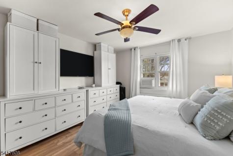 9 Wedgewood Drive Verona NJ 07044
