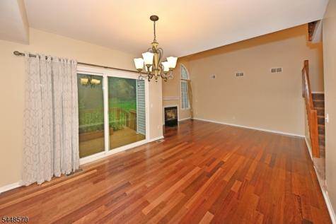 6 Erin Way Lincoln Park NJ 07035