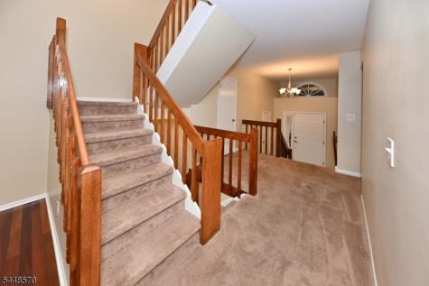 6 Erin Way Lincoln Park NJ 07035