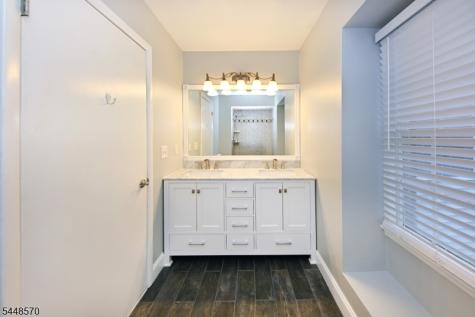 6 Erin Way Lincoln Park NJ 07035