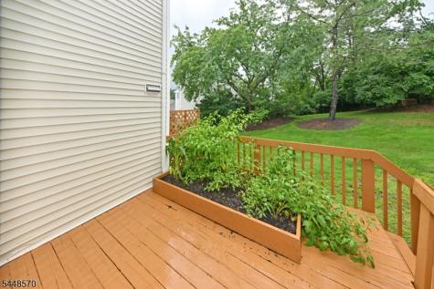 6 Erin Way Lincoln Park NJ 07035