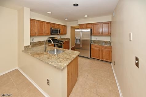 6 Erin Way Lincoln Park NJ 07035