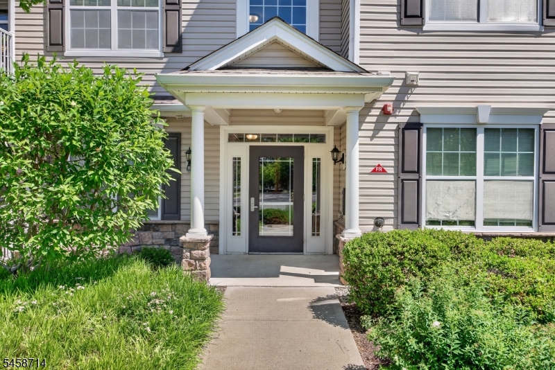 526 Timberlake Drive Ewing NJ 08618