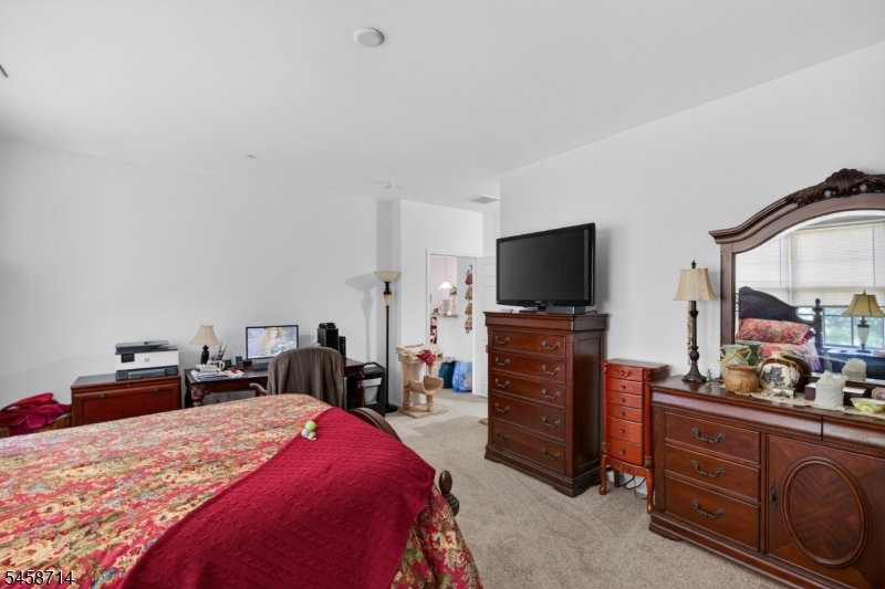 526 Timberlake Drive Ewing NJ 08618