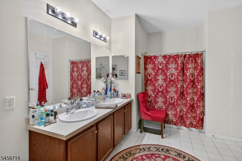 526 Timberlake Drive Ewing NJ 08618