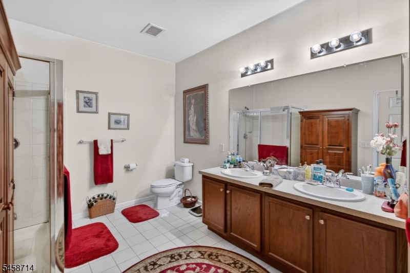 526 Timberlake Drive Ewing NJ 08618