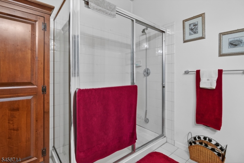 526 Timberlake Drive Ewing NJ 08618