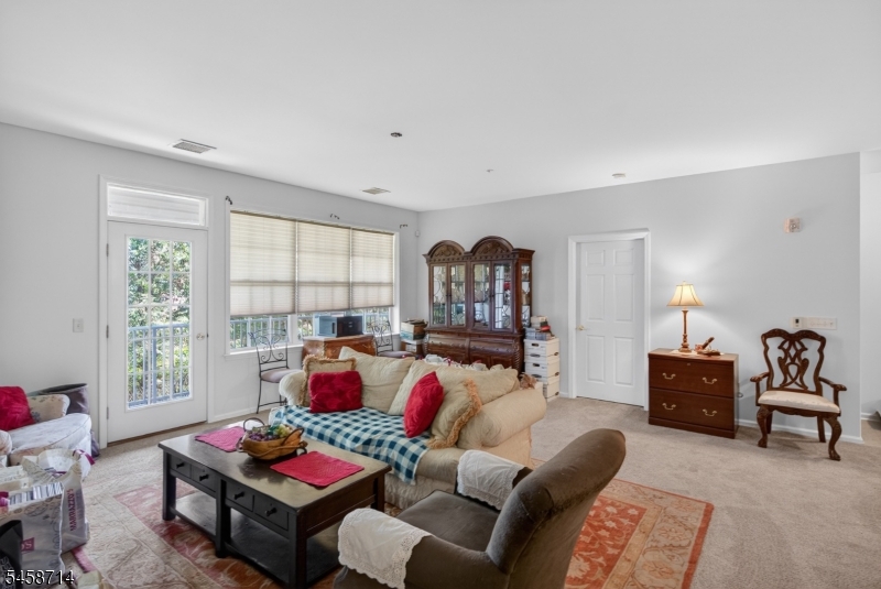 526 Timberlake Drive Ewing NJ 08618