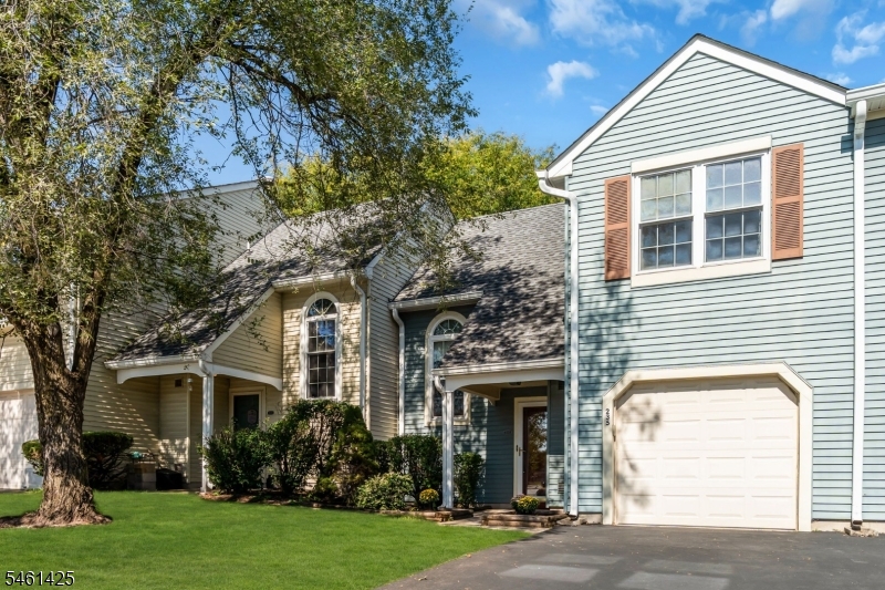 235 Mcauliffe Court Franklin NJ 08873