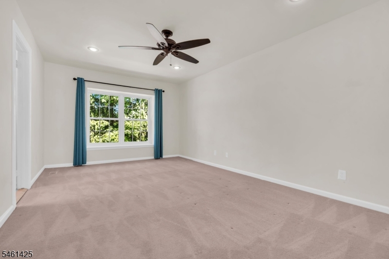 235 Mcauliffe Court Franklin NJ 08873
