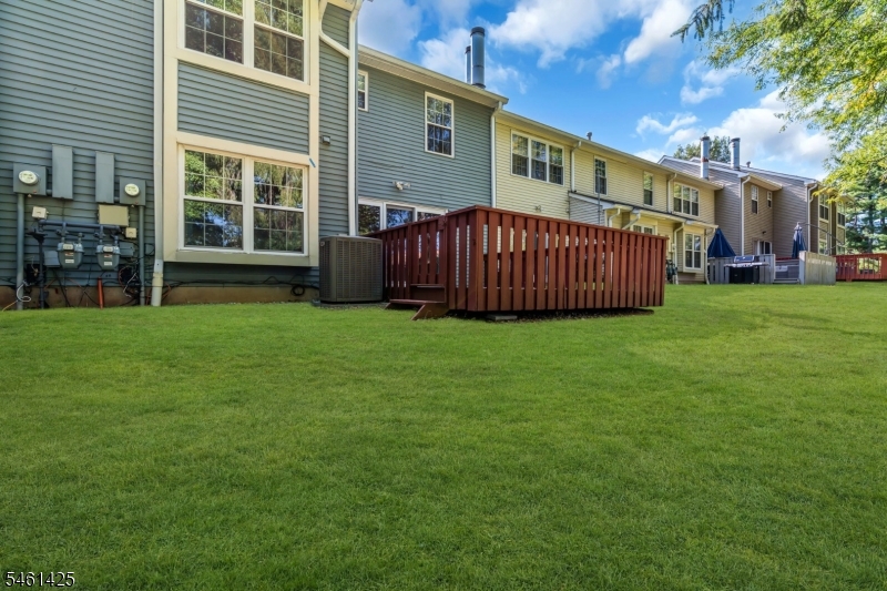 235 Mcauliffe Court Franklin NJ 08873