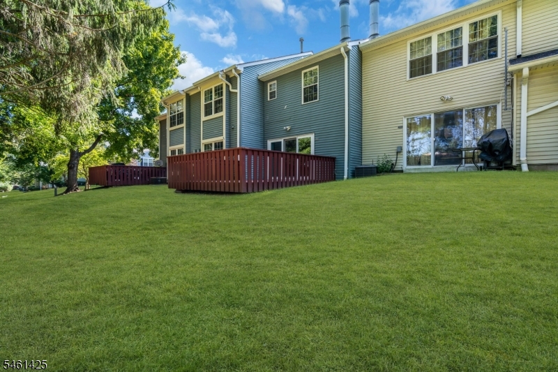 235 Mcauliffe Court Franklin NJ 08873