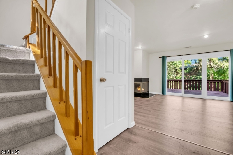 235 Mcauliffe Court Franklin NJ 08873