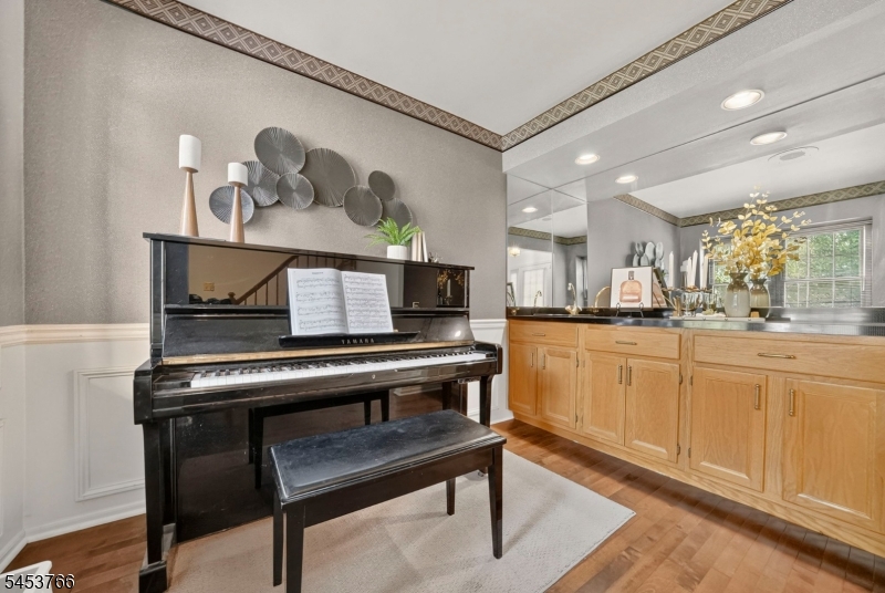 18 Estate Road Hillsborough NJ 08844