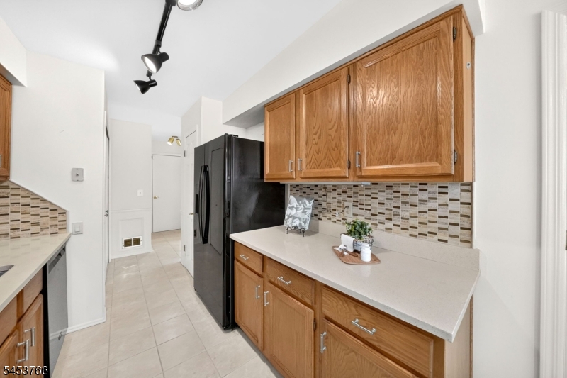 18 Estate Road Hillsborough NJ 08844
