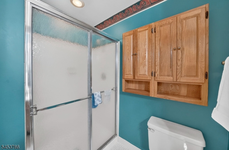 18 Estate Road Hillsborough NJ 08844