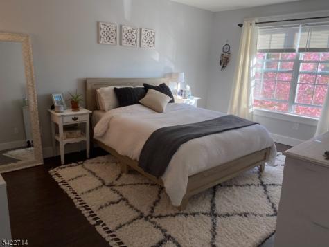 409 Hunt Drive Holland NJ 08848