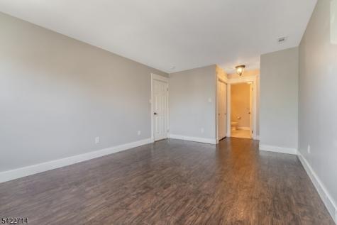 409 Hunt Drive Holland NJ 08848