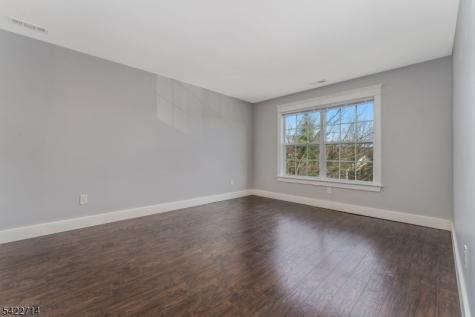 409 Hunt Drive Holland NJ 08848
