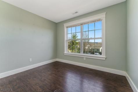 409 Hunt Drive Holland NJ 08848