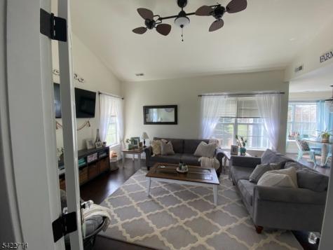 409 Hunt Drive Holland NJ 08848