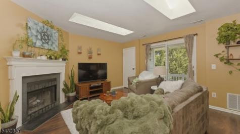 286 Kingbird Court Readington NJ 08887