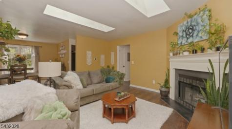 286 Kingbird Court Readington NJ 08887