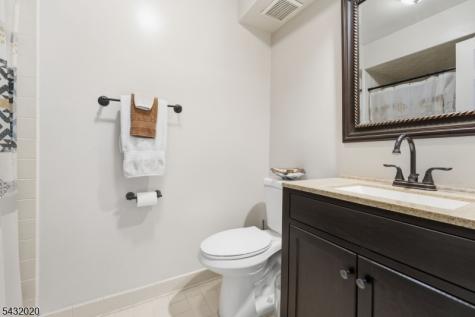 286 Kingbird Court Readington NJ 08887
