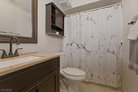 286 Kingbird Court Readington NJ 08887