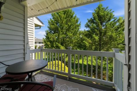 286 Kingbird Court Readington NJ 08887