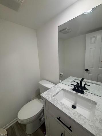4 Meadowlark Allamuchy NJ 07840