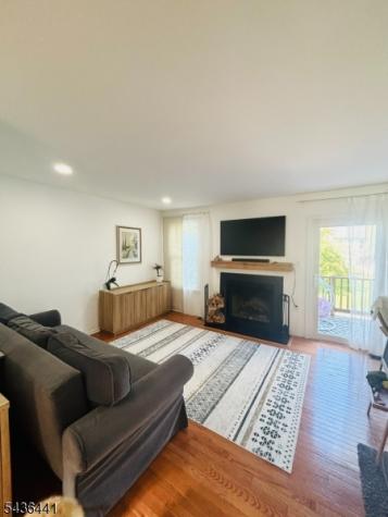 4 Meadowlark Allamuchy NJ 07840