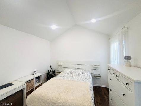 4 Meadowlark Allamuchy NJ 07840
