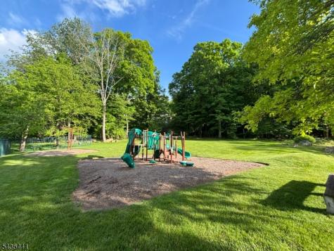4 Meadowlark Allamuchy NJ 07840