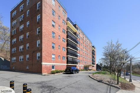 415 Claremont Avenue Montclair NJ 07042